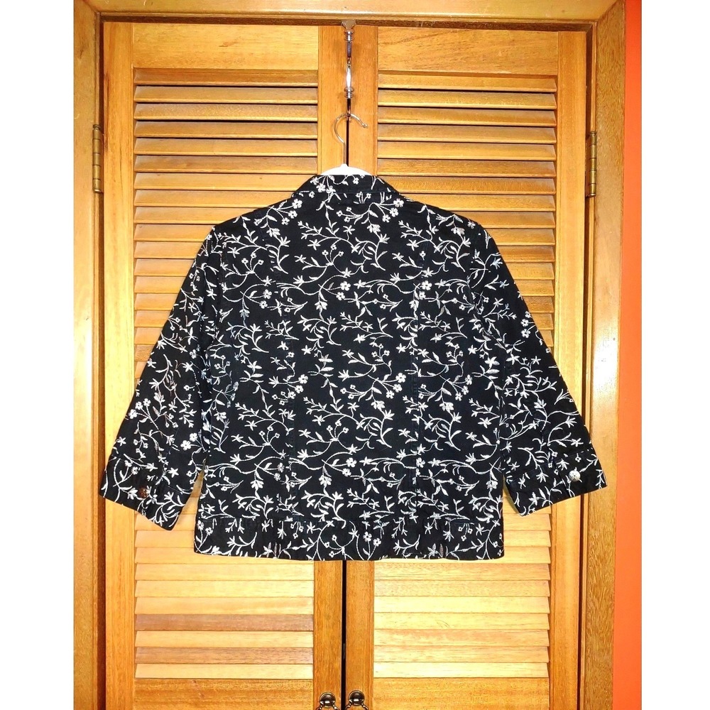 Christopher & Banks Floral Embroidered Cotton Denim Jacket Black White - Med‎ - Picture 3 of 12